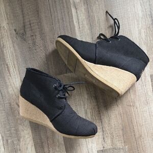 Toms Black and Tan Canvas Wedge Ankle Shoes